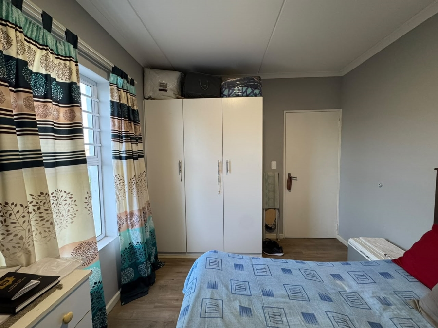 2 Bedroom Property for Sale in Heather Park Western Cape